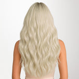 BLEACH BLONDE BALAYAGE (3/8/613) Einnähen von Haarverlängerungen